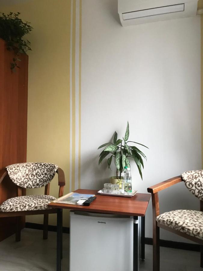 Villa Galicia Berehove  Extérieur photo
