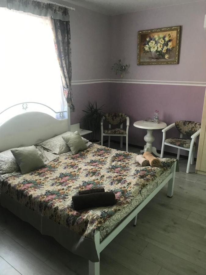 Villa Galicia Berehove  Extérieur photo