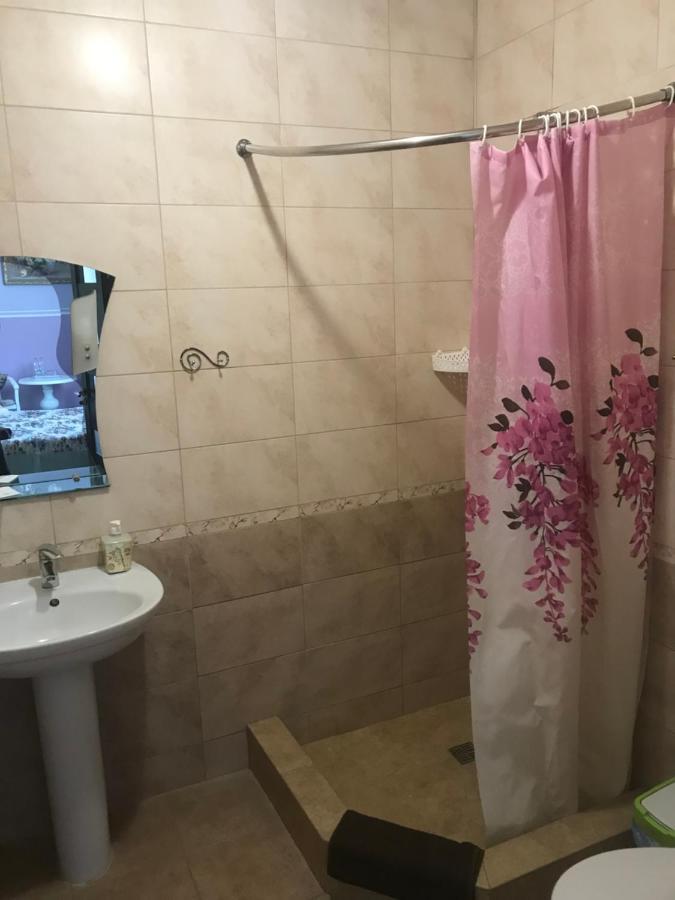Villa Galicia Berehove  Extérieur photo
